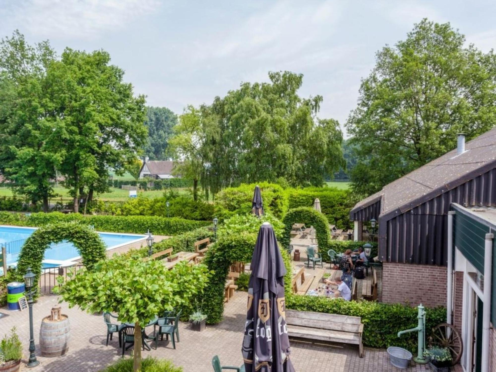 Heerlijk Huisje In Het Bos Op Chaletpark Kempenbos Diessen Exterior photo